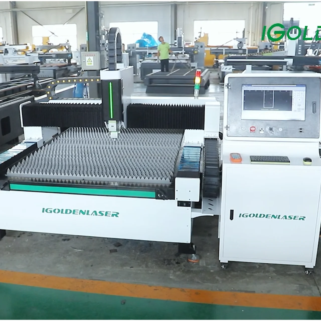 Industrial-grade Durability Fiber Laser Cutting Machine 3000W Copper Cnc Laser Cutting Machine Sheet Metal